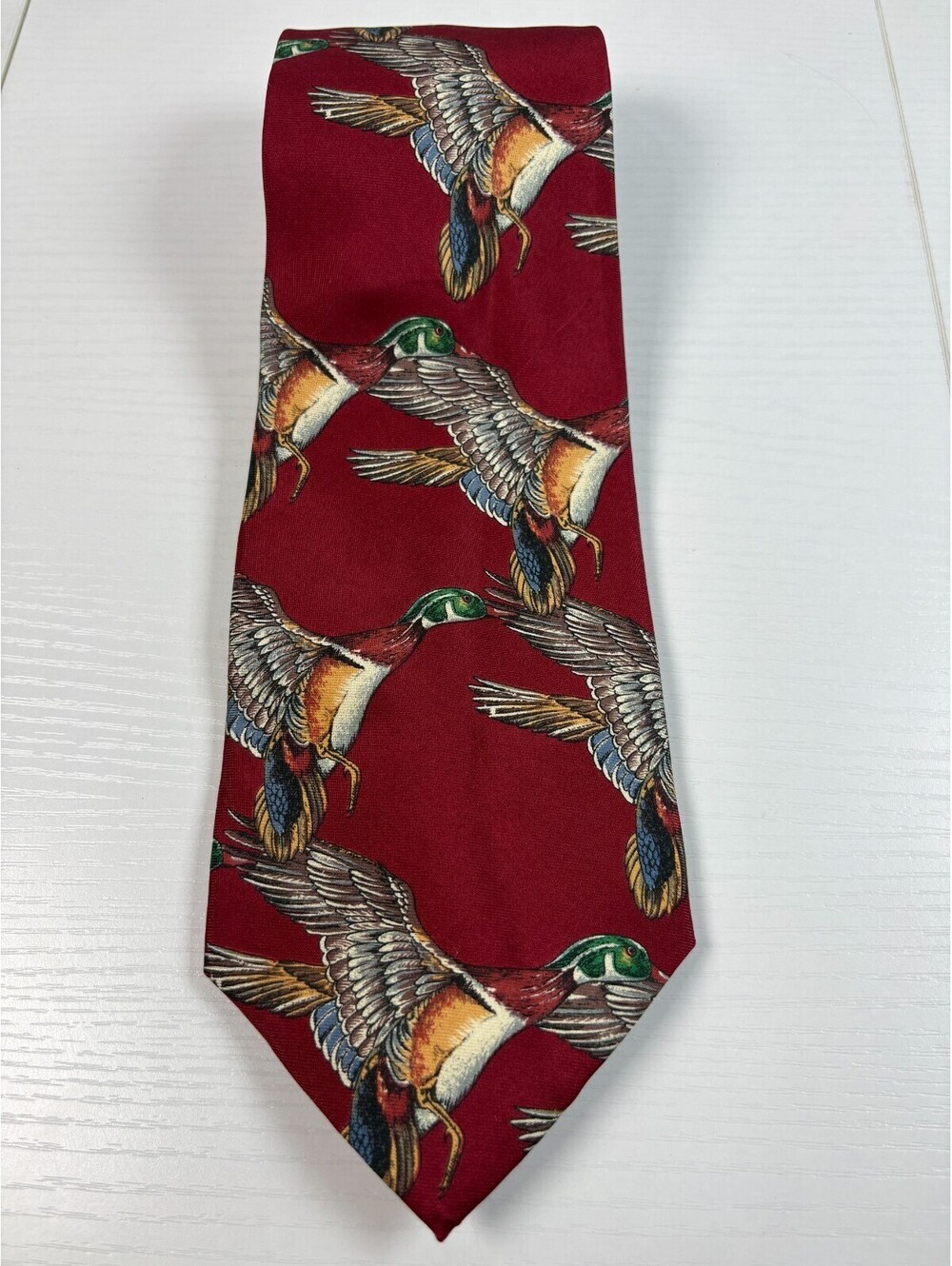 Ducks Unlimited Silk Tie Flying Mallard Ducks Burgundy Hunting Novelty Necktie